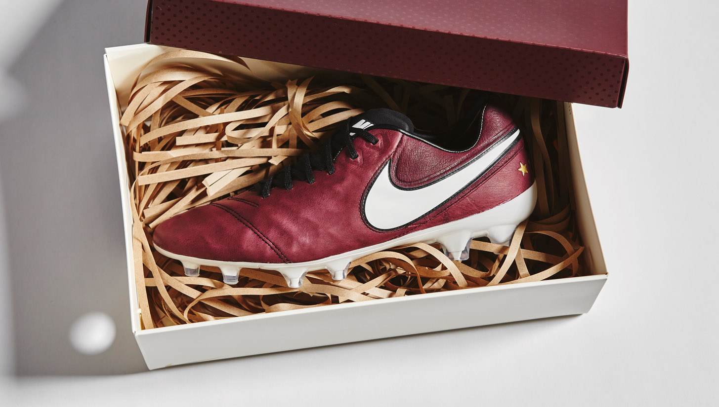 andrea pirlo nike tiempo