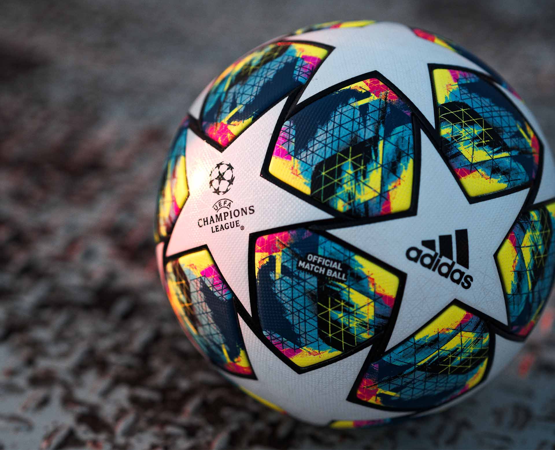 2019 to 2020 champions league ball